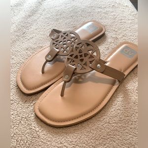 Dolce Vita NWOT Leather Sandals